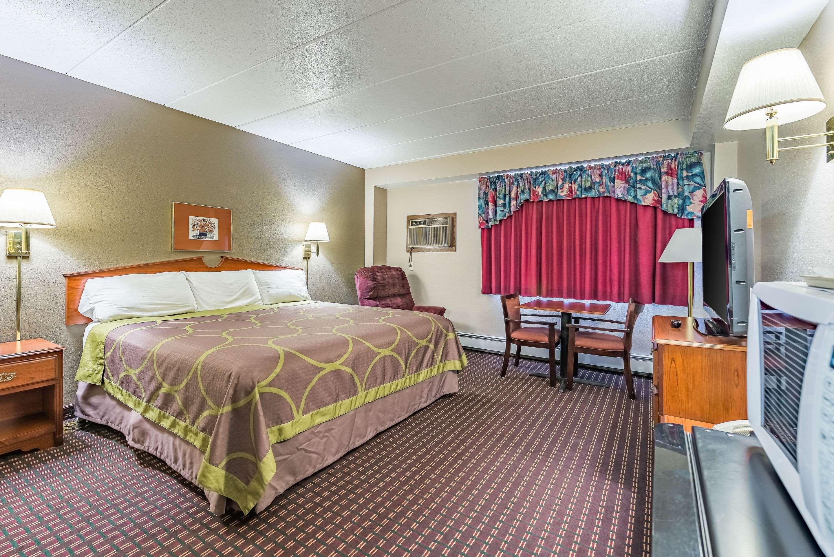 Rodeway Inn Saint Joseph Экстерьер фото